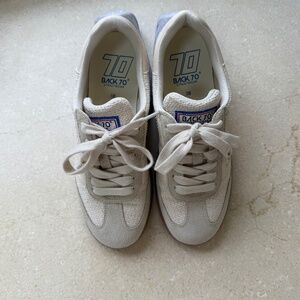 BACK 70 IUTA Beige Sneakers 38